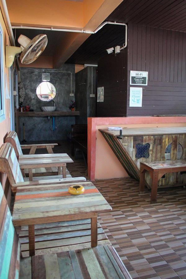 Phangan Barsay Hostel Thongsala Dış mekan fotoğraf