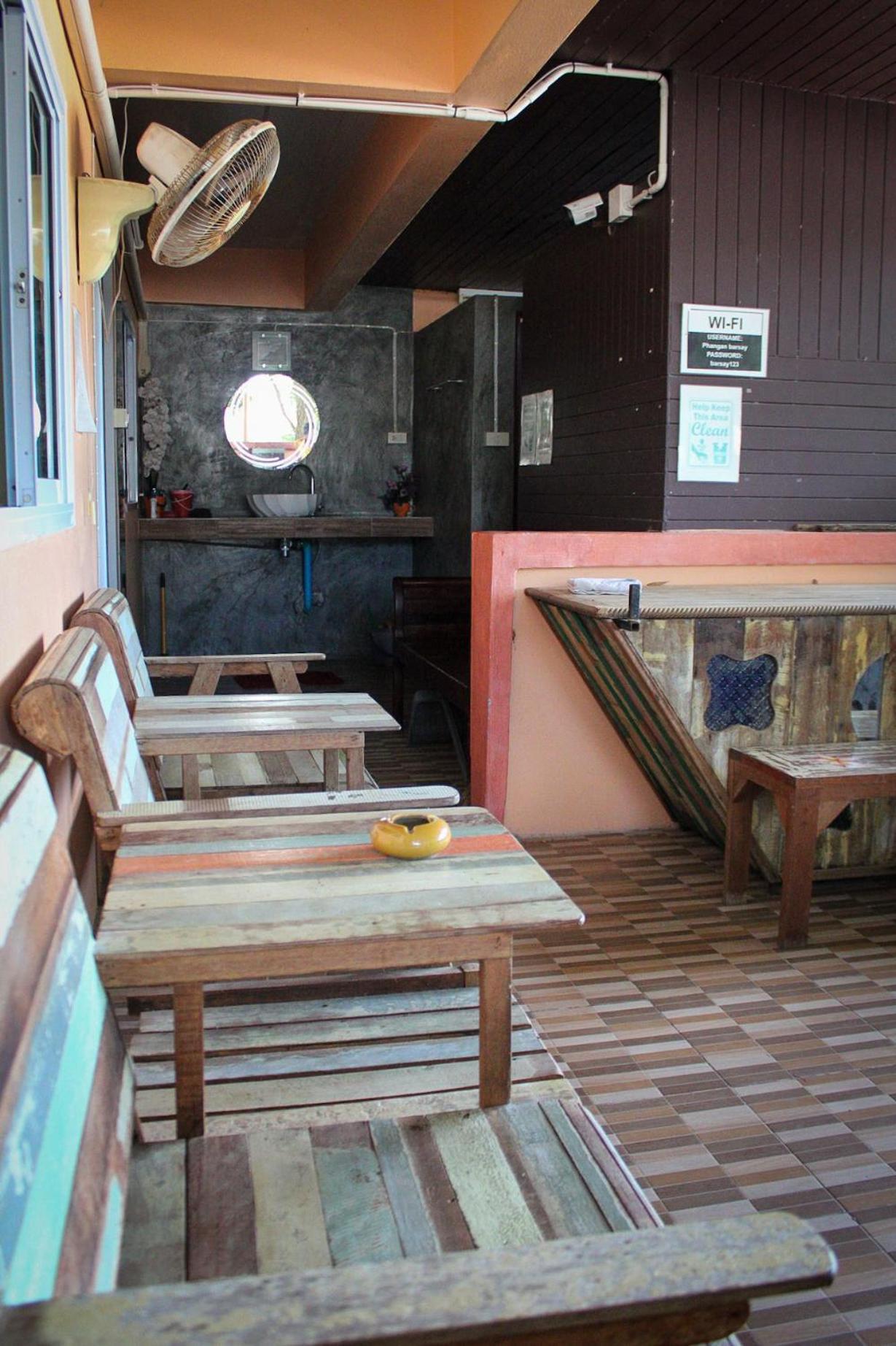 Phangan Barsay Hostel Thongsala Dış mekan fotoğraf